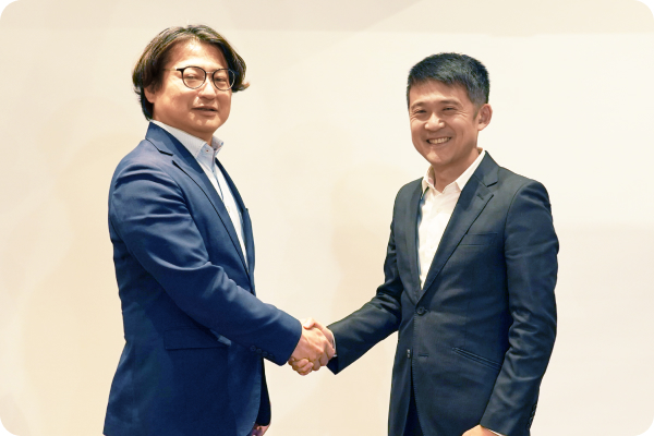 インタビューのサムネイル